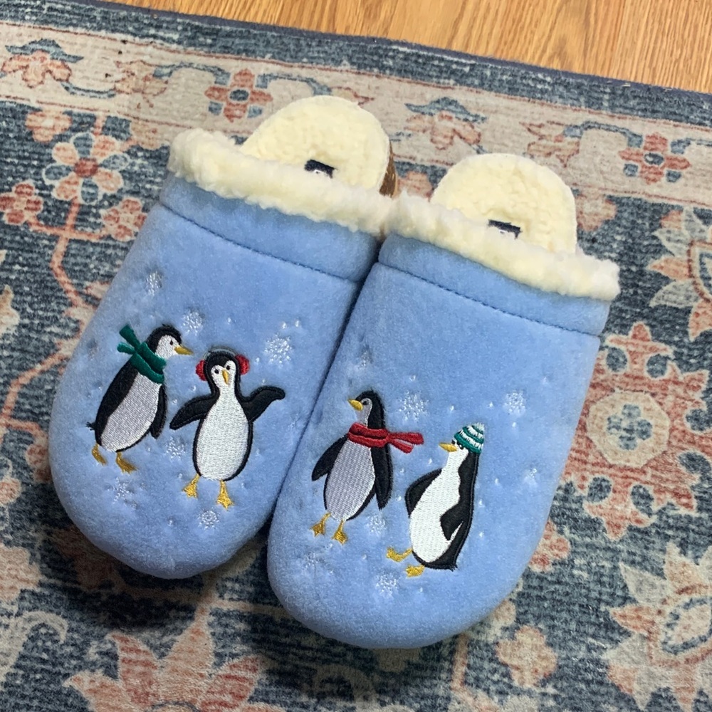 Lands End Cozy Blue Penguin Slippers furry qvc house shoes clogs
